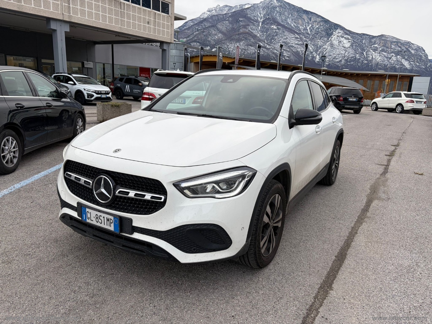 MERCEDES-BENZ Classe GLA
