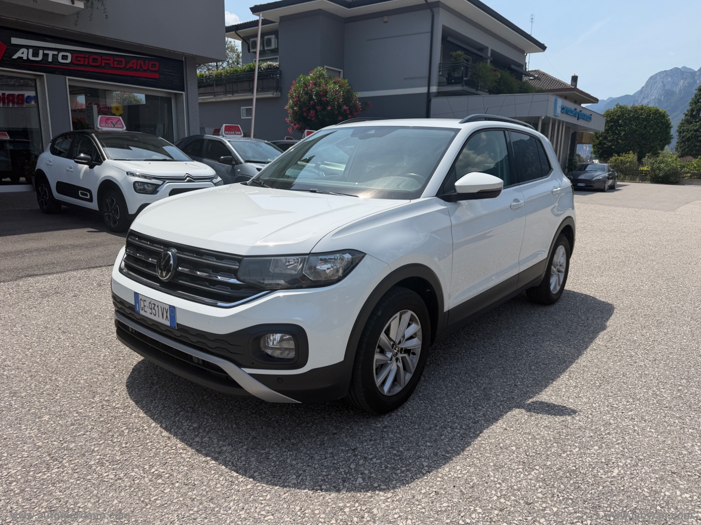 VOLKSWAGEN T-Cross