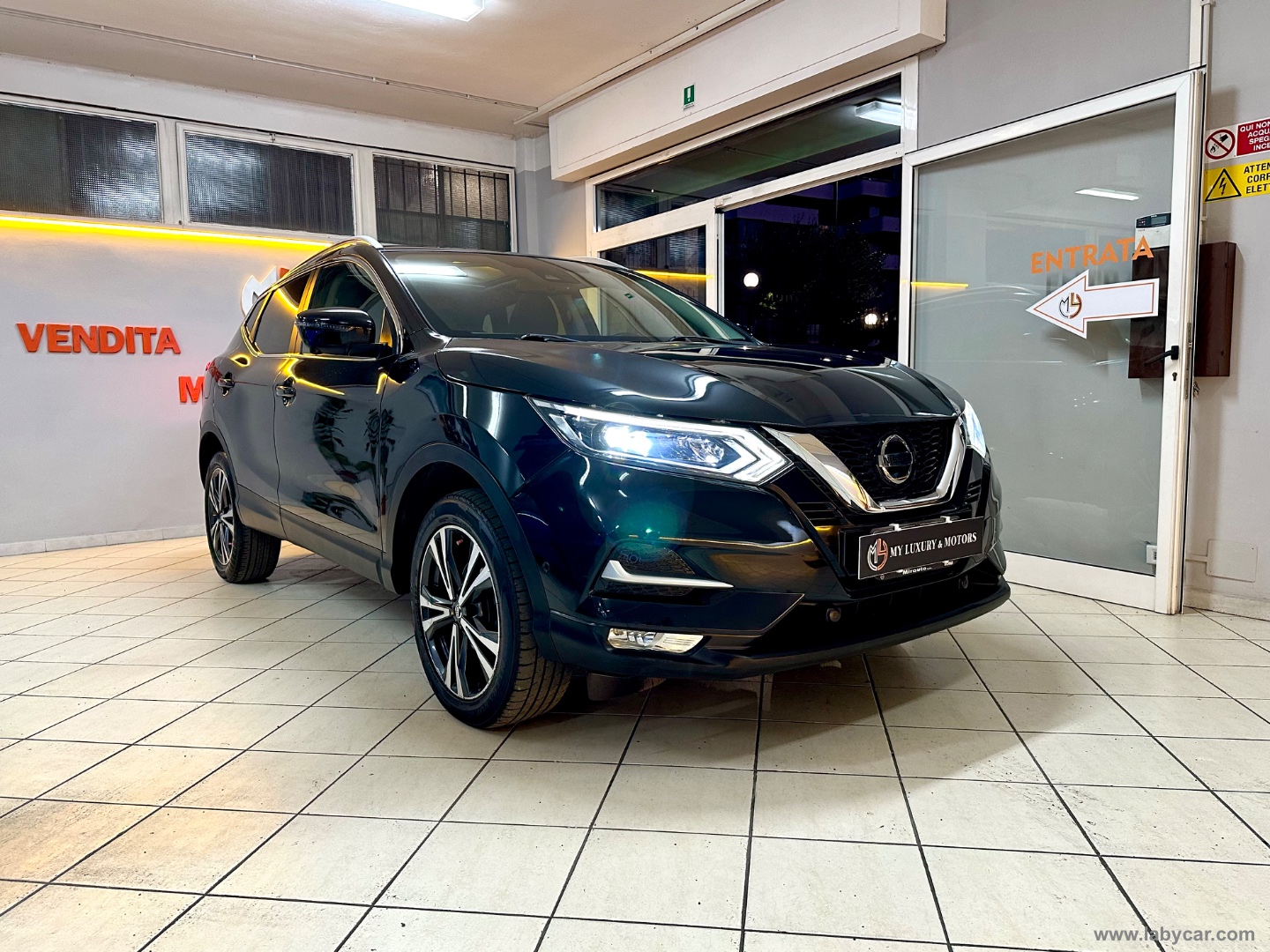NISSAN Qashqai