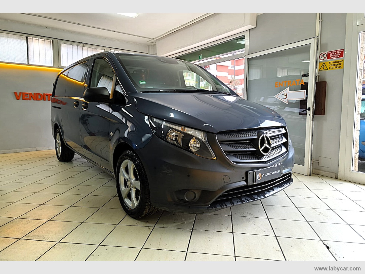 MERCEDES-BENZ Vito