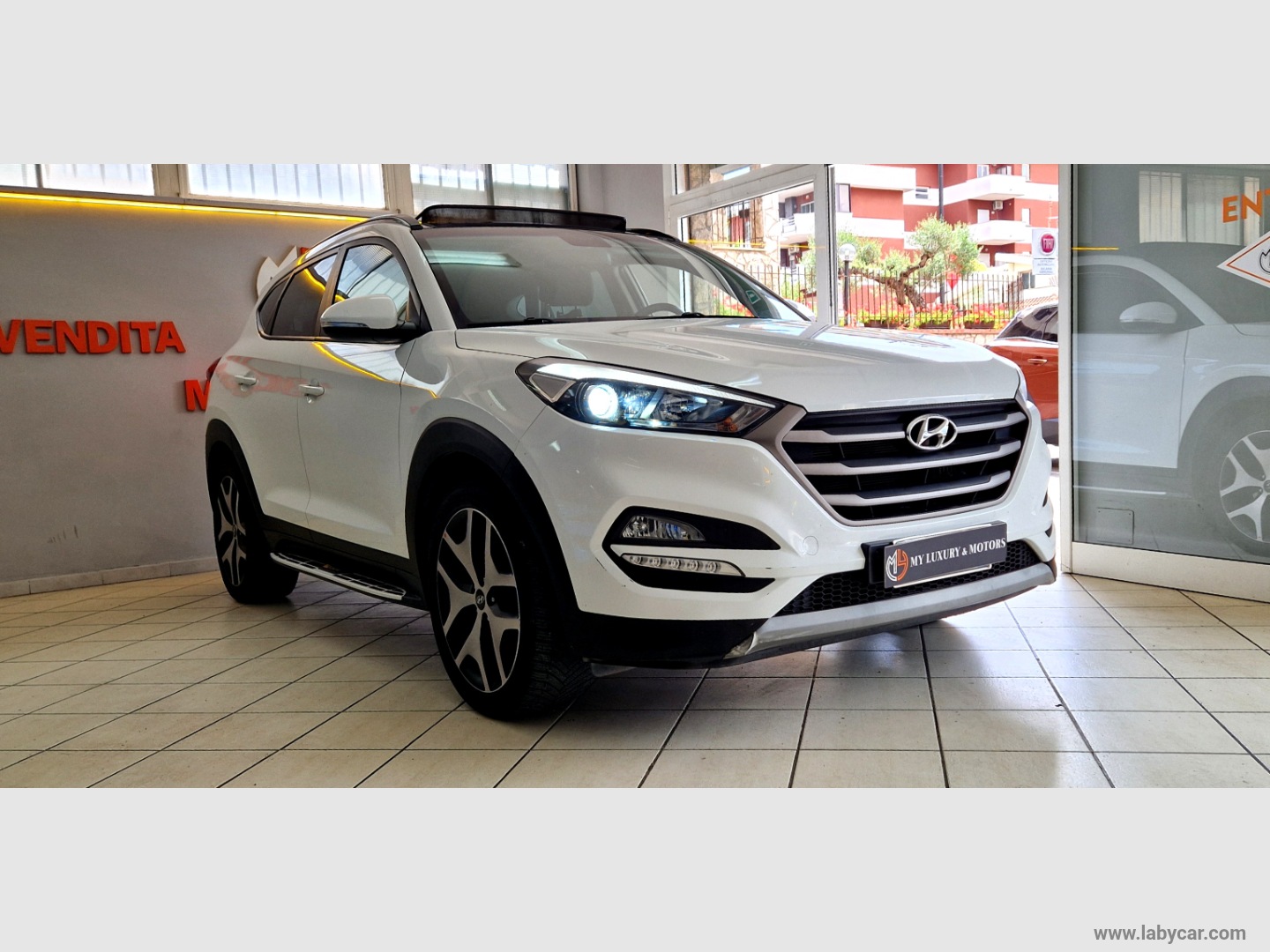 HYUNDAI Tucson