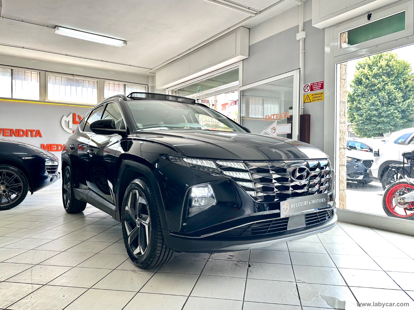 HYUNDAI Tucson