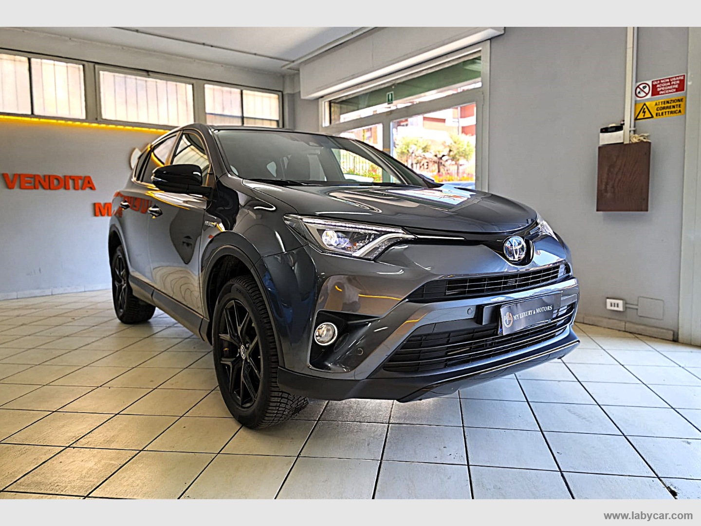 TOYOTA RAV4