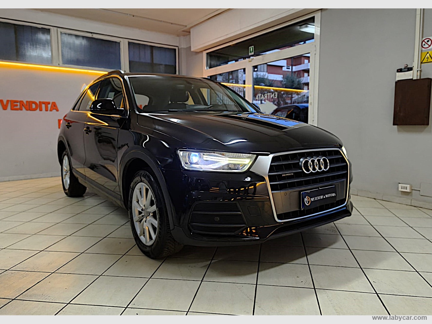 AUDI Q3