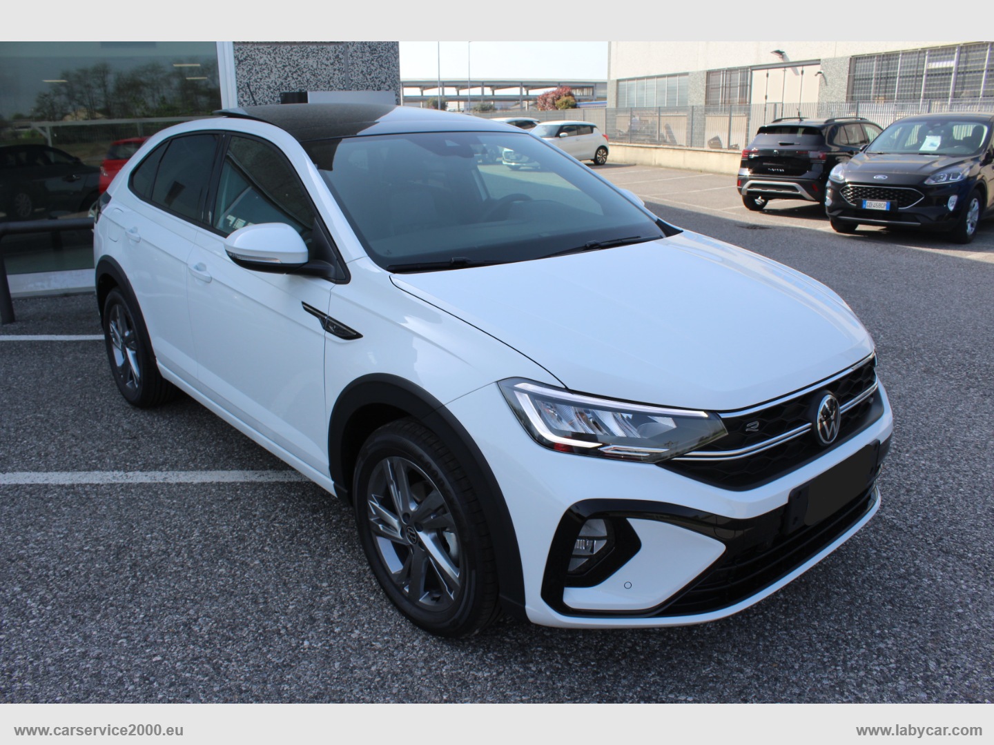 Taigo 1.0 TSI 110 CV DSG R-Line                                                        