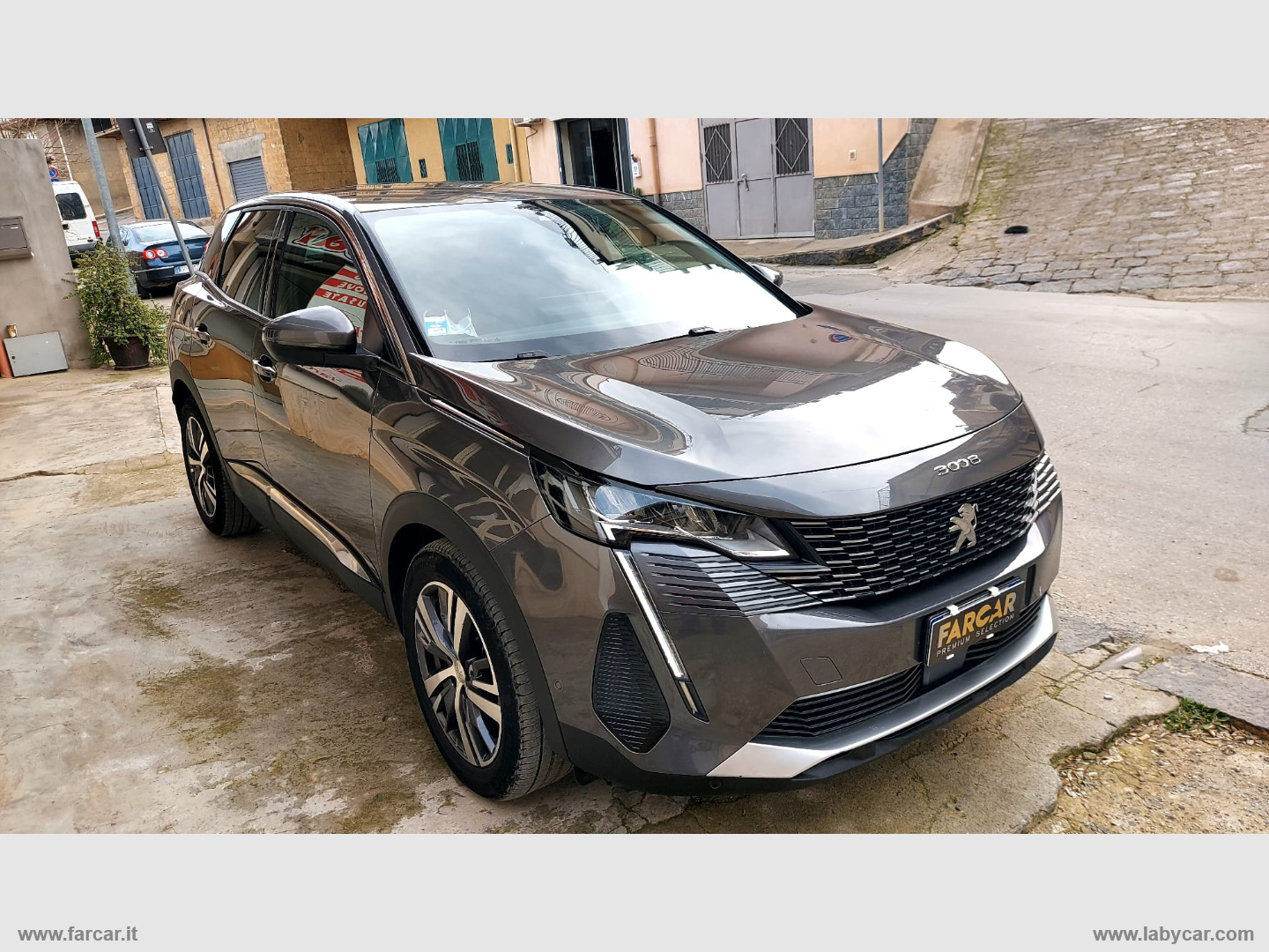 PEUGEOT
