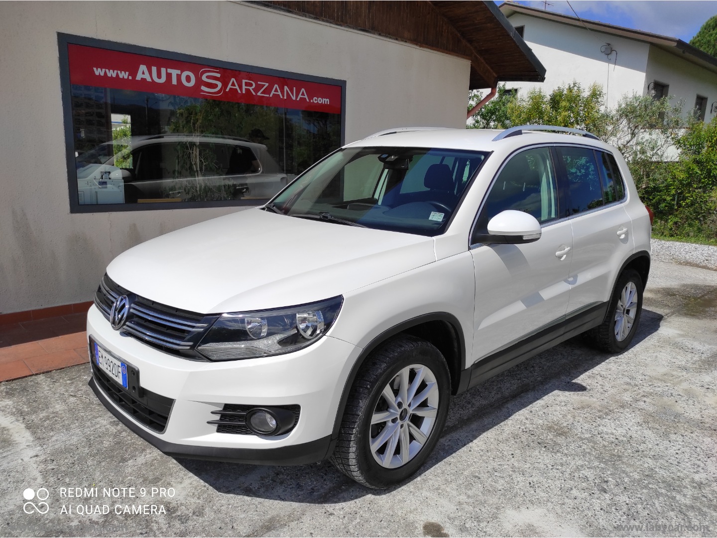 VOLKSWAGEN Tiguan