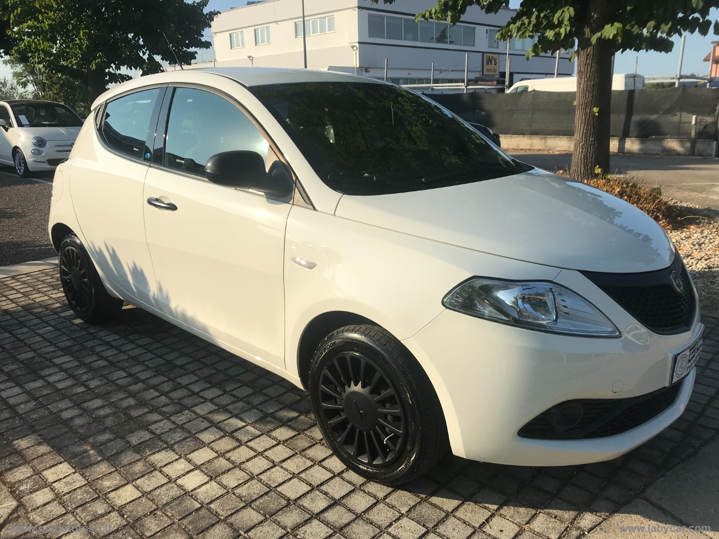 Ypsilon 1.2 69 CV 5p. Elefantino                                                        