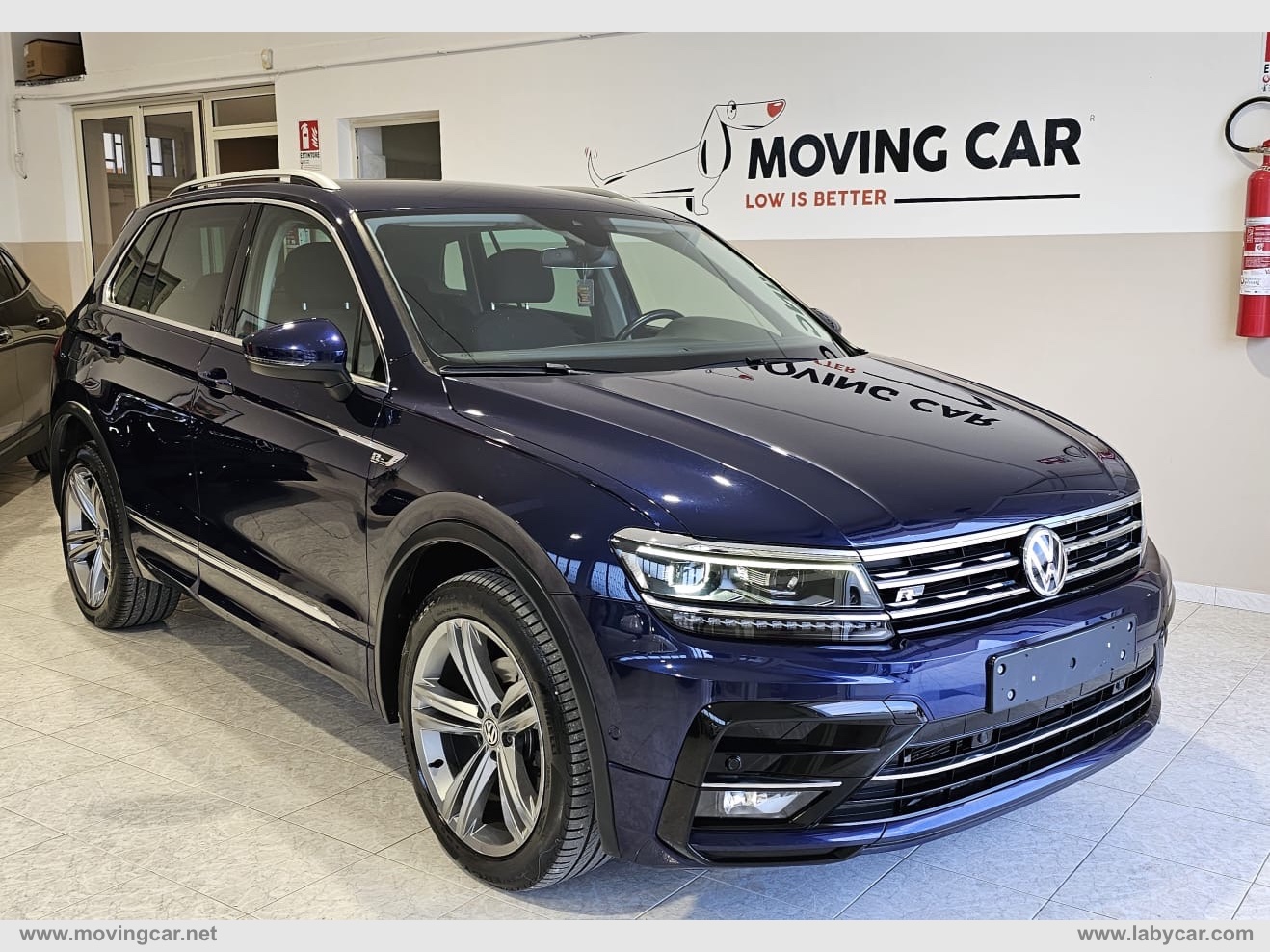 VOLKSWAGEN Tiguan