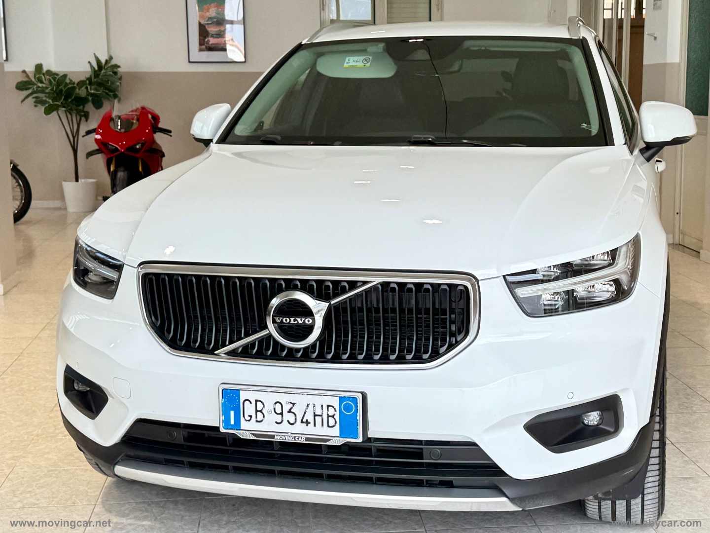 VOLVO XC40 D3 AWD Geartronic Business Plus AUTOCARRO N1