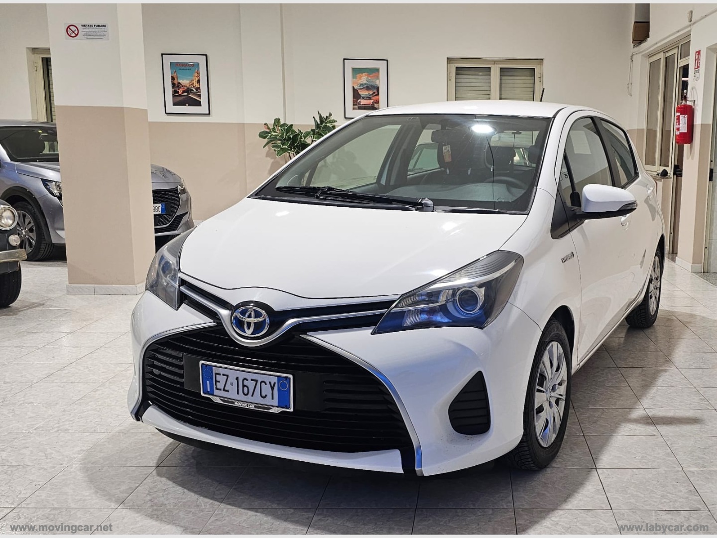 TOYOTA Yaris