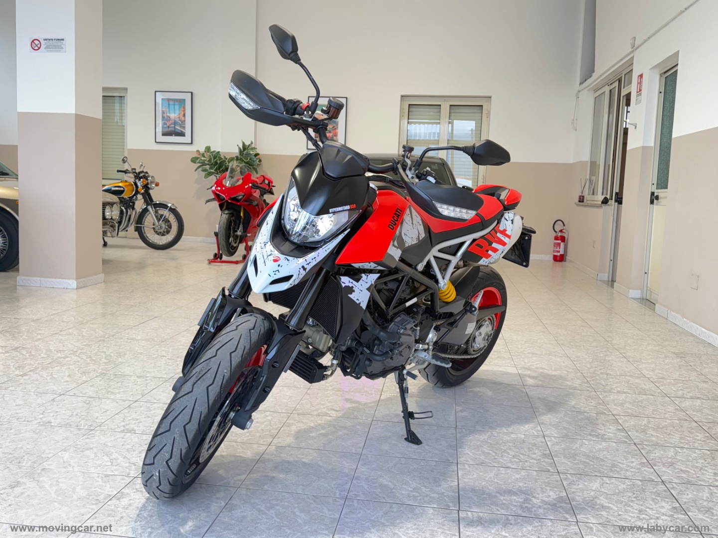 DUCATI HYPERMOTARD 950 
