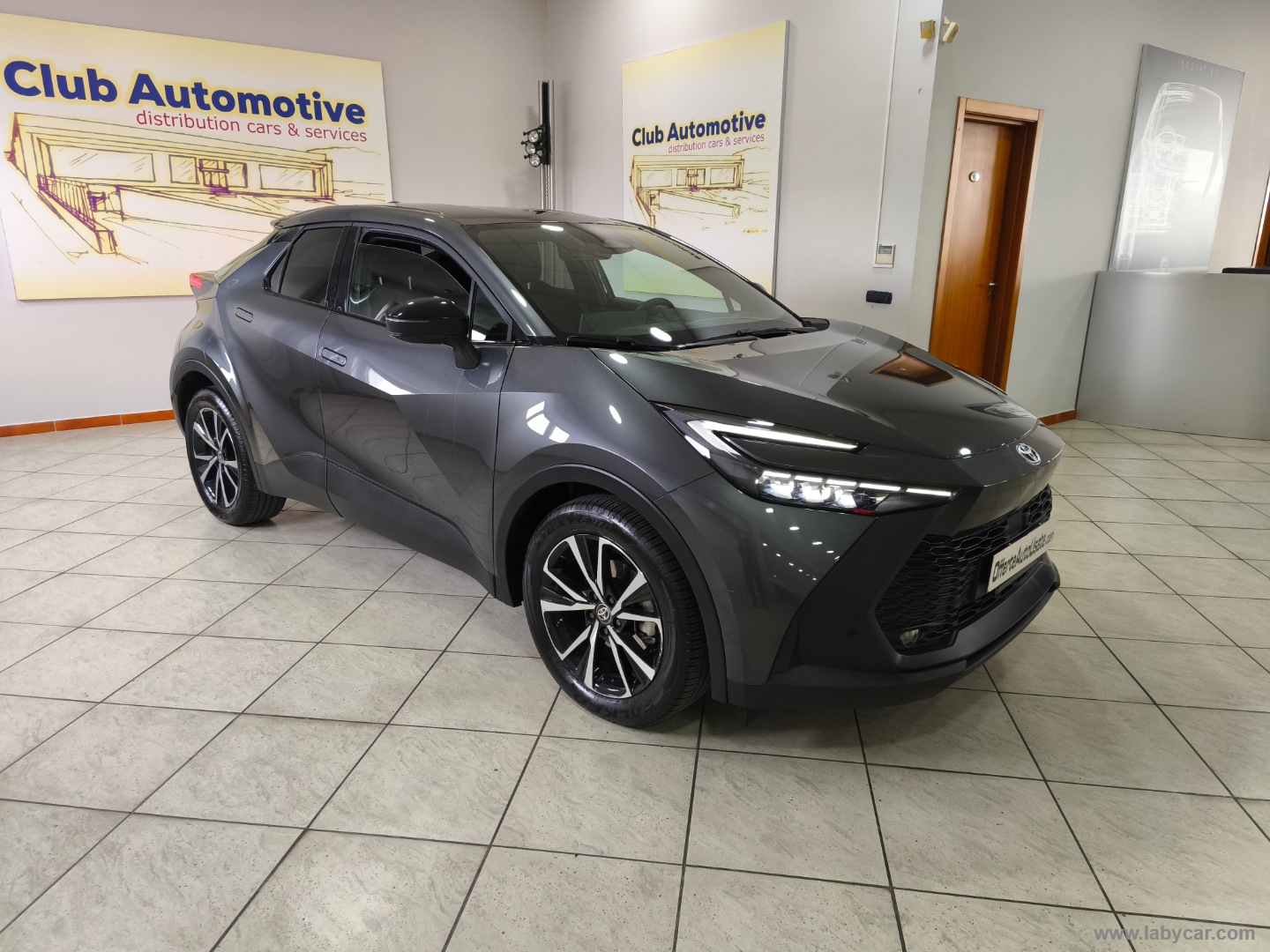 TOYOTA C-HR