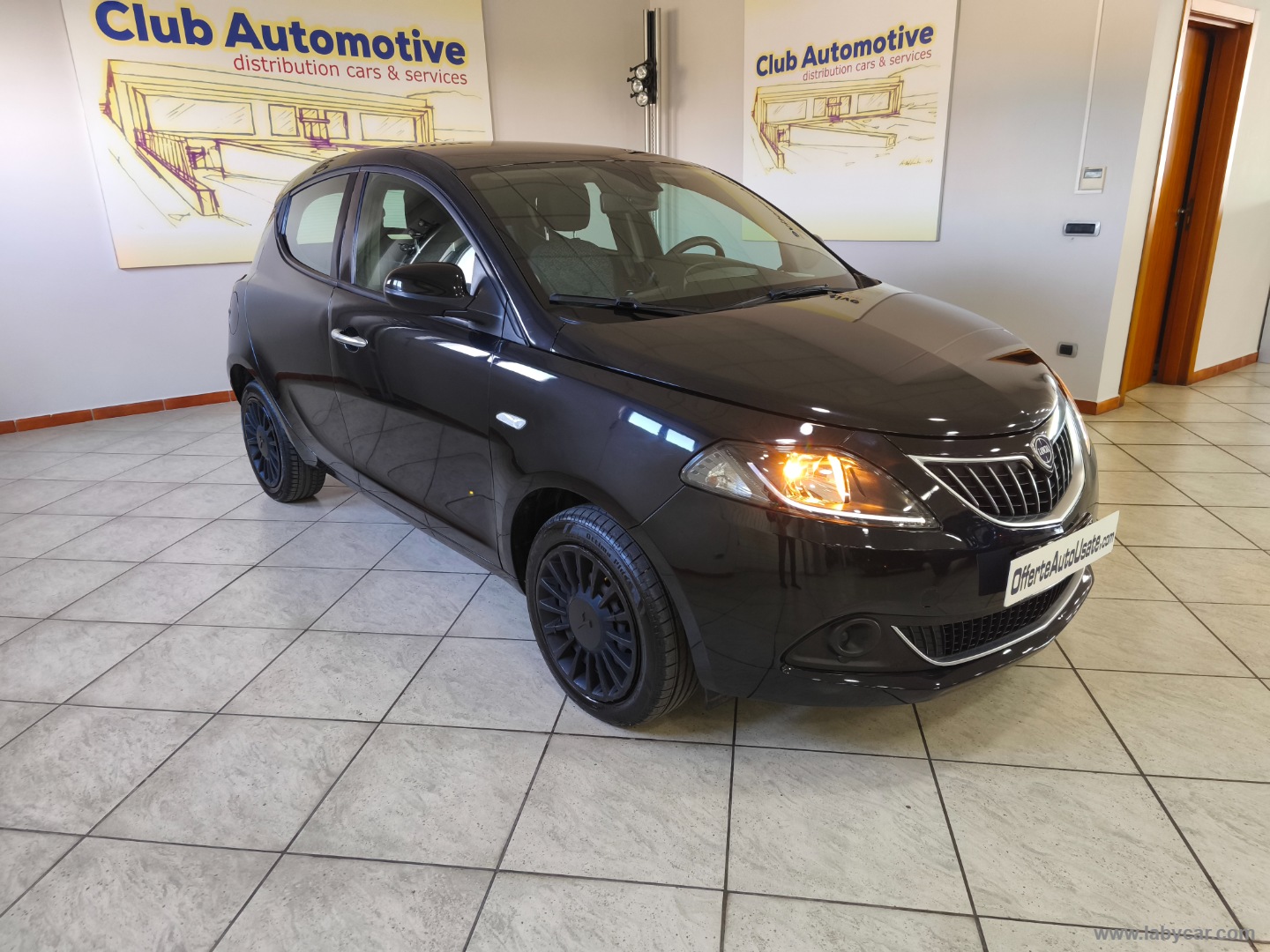 LANCIA Ypsilon