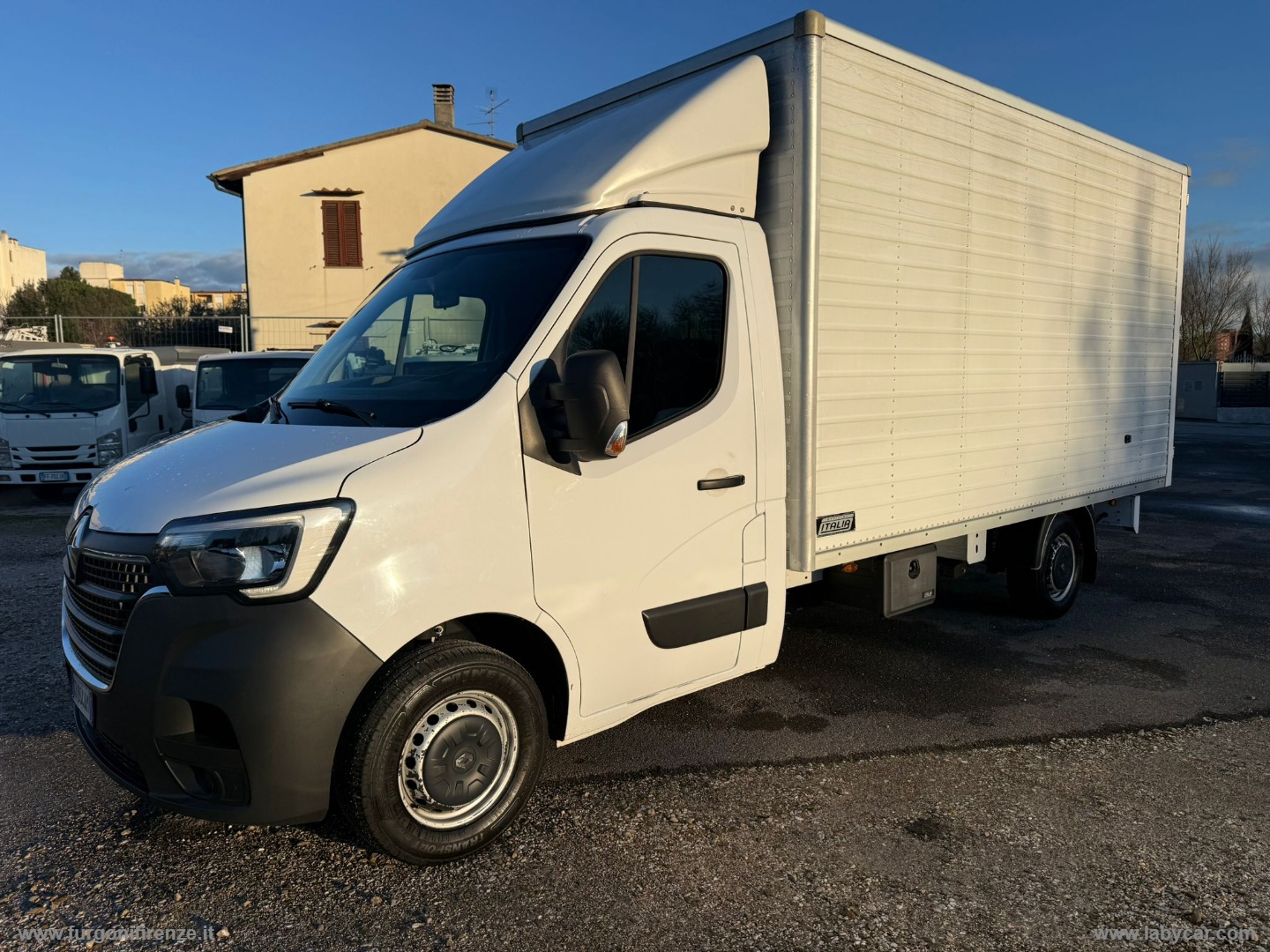 RENAULT Master