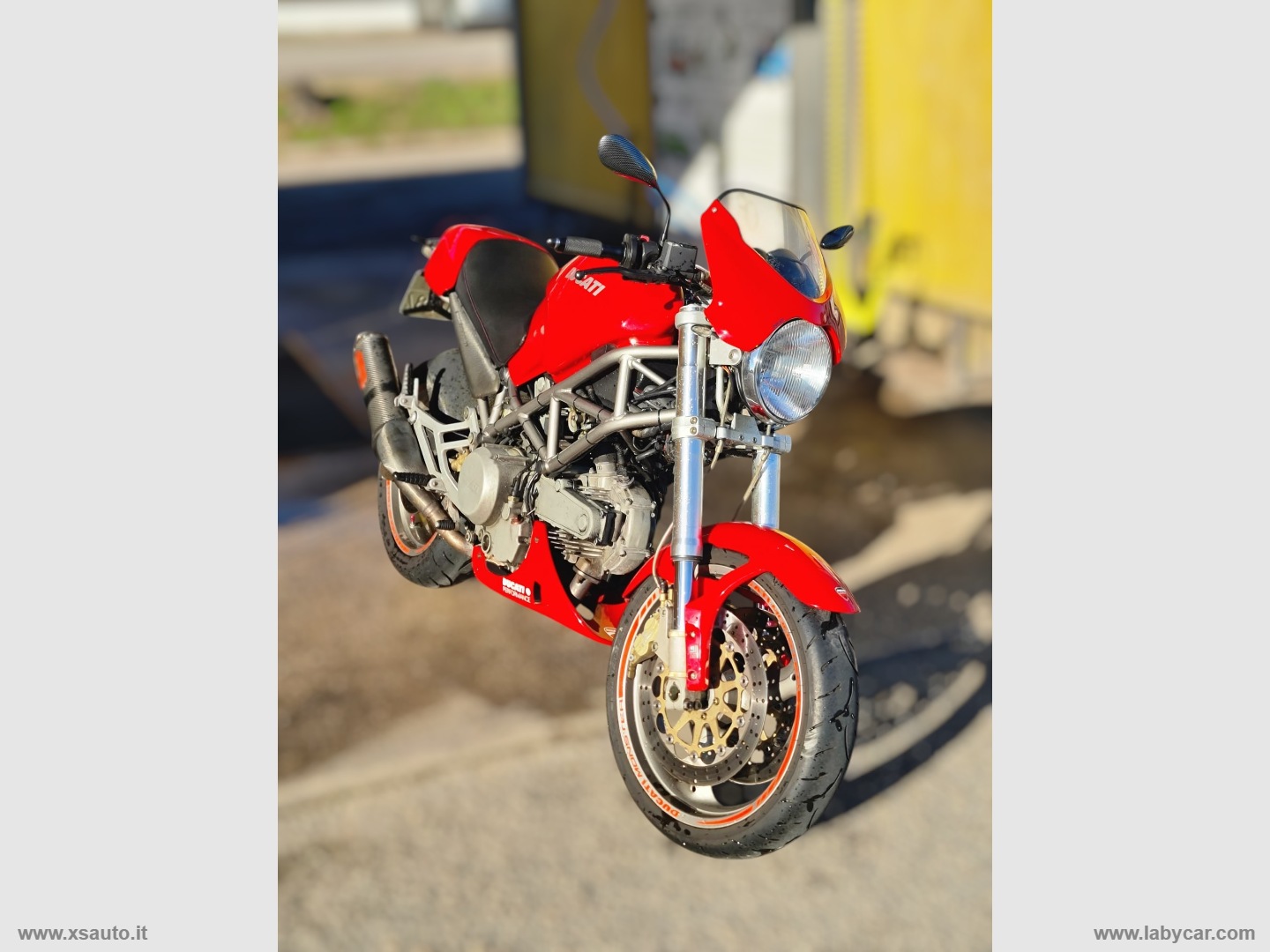 DUCATI Monster 620