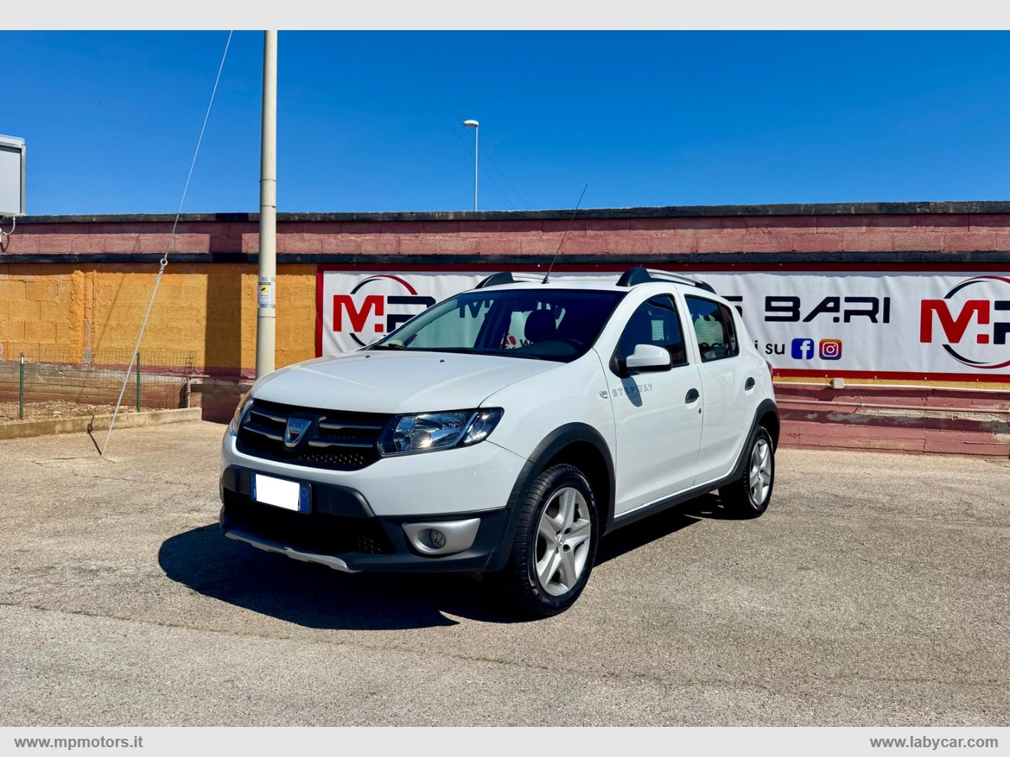 DACIA Sandero