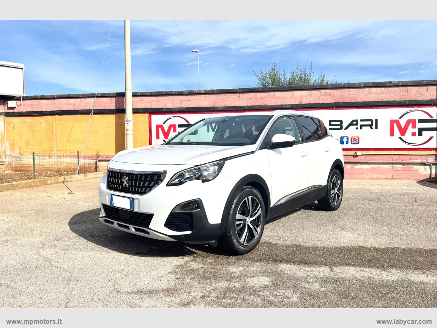PEUGEOT 3008