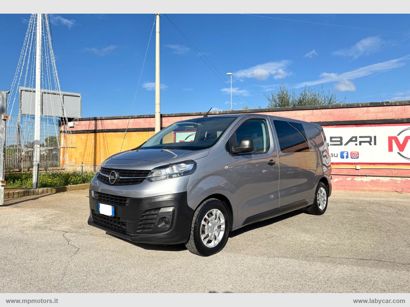 OPEL Vivaro