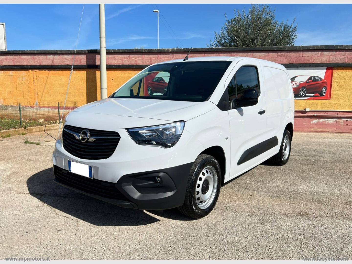 COMBO CARGO 1.5 D 100CV                                                        