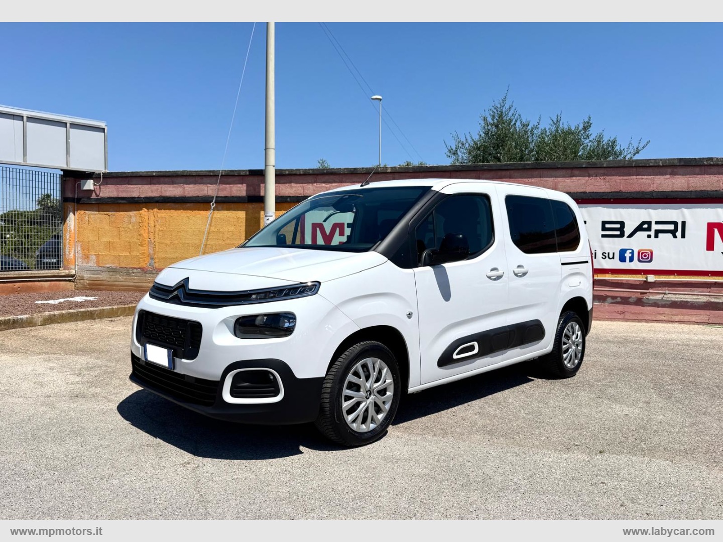 BERLINGO COMBI N1 1.5 BlueHDI 100CV AUTOCARRO 5 POSTI                                                        