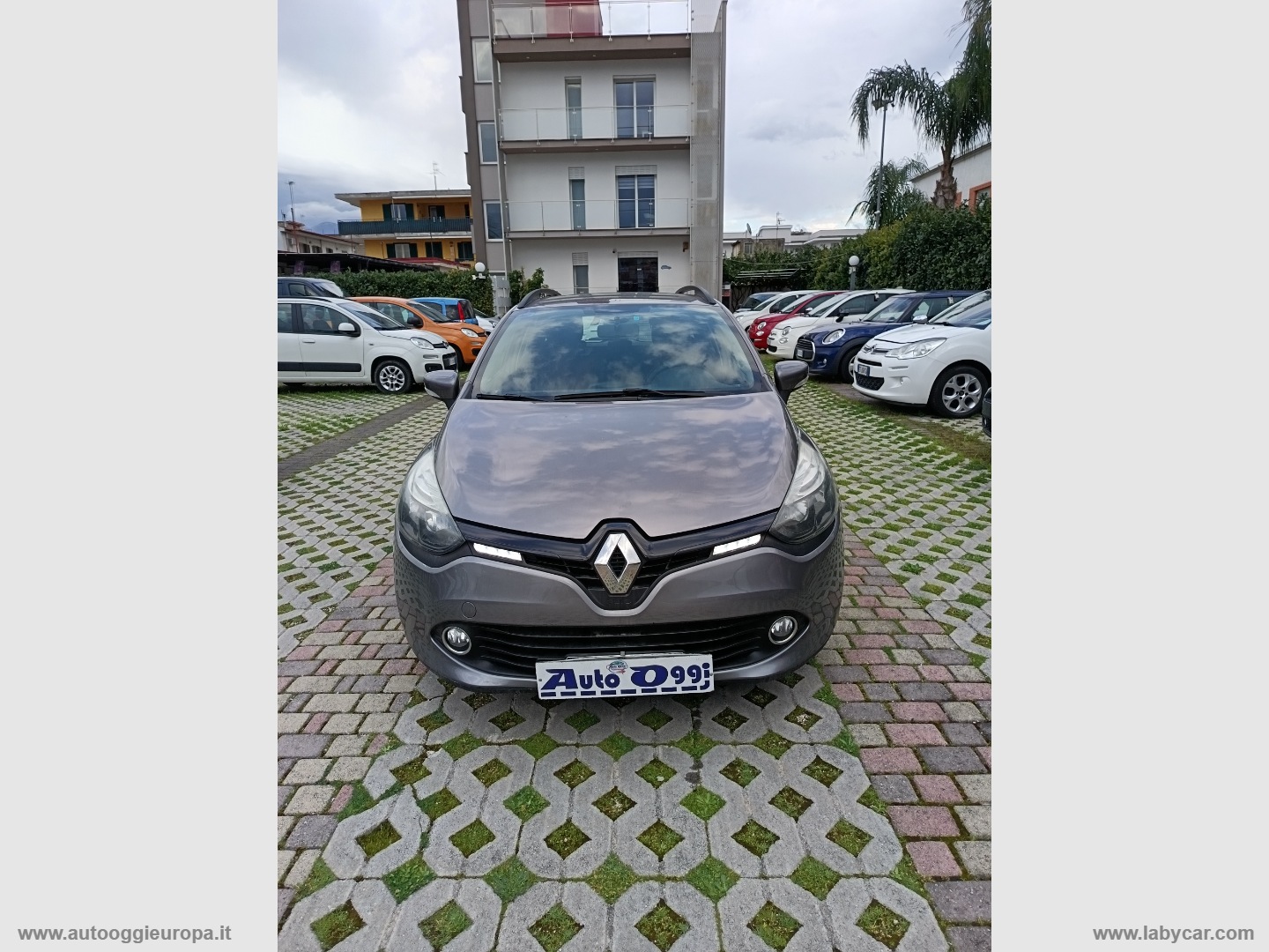 RENAULT Clio