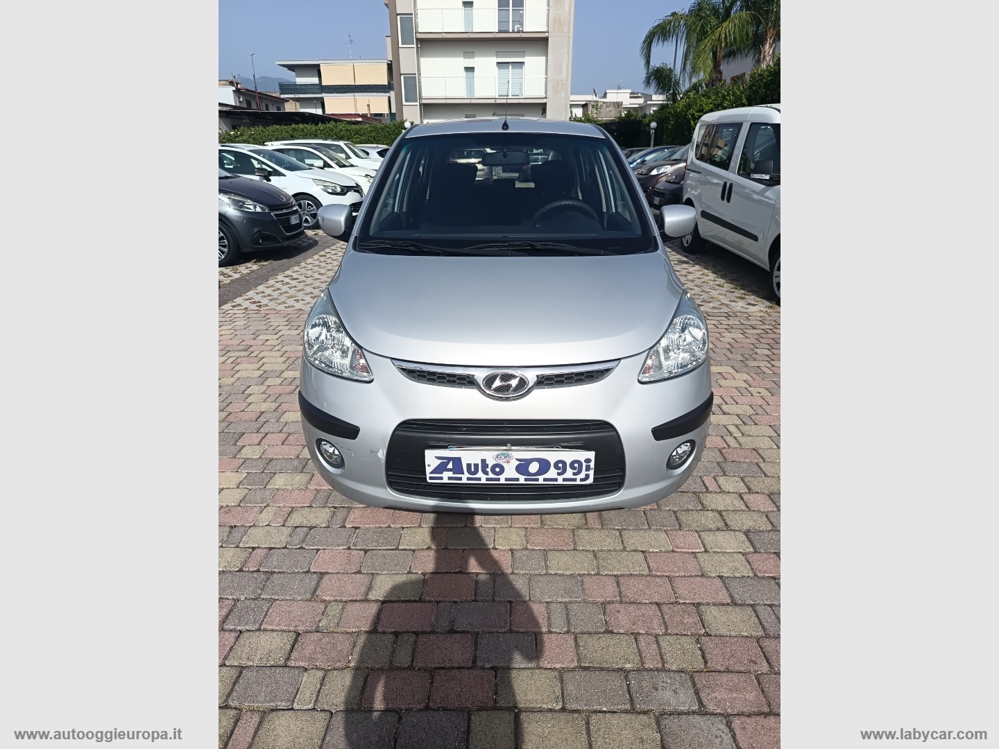 HYUNDAI i10