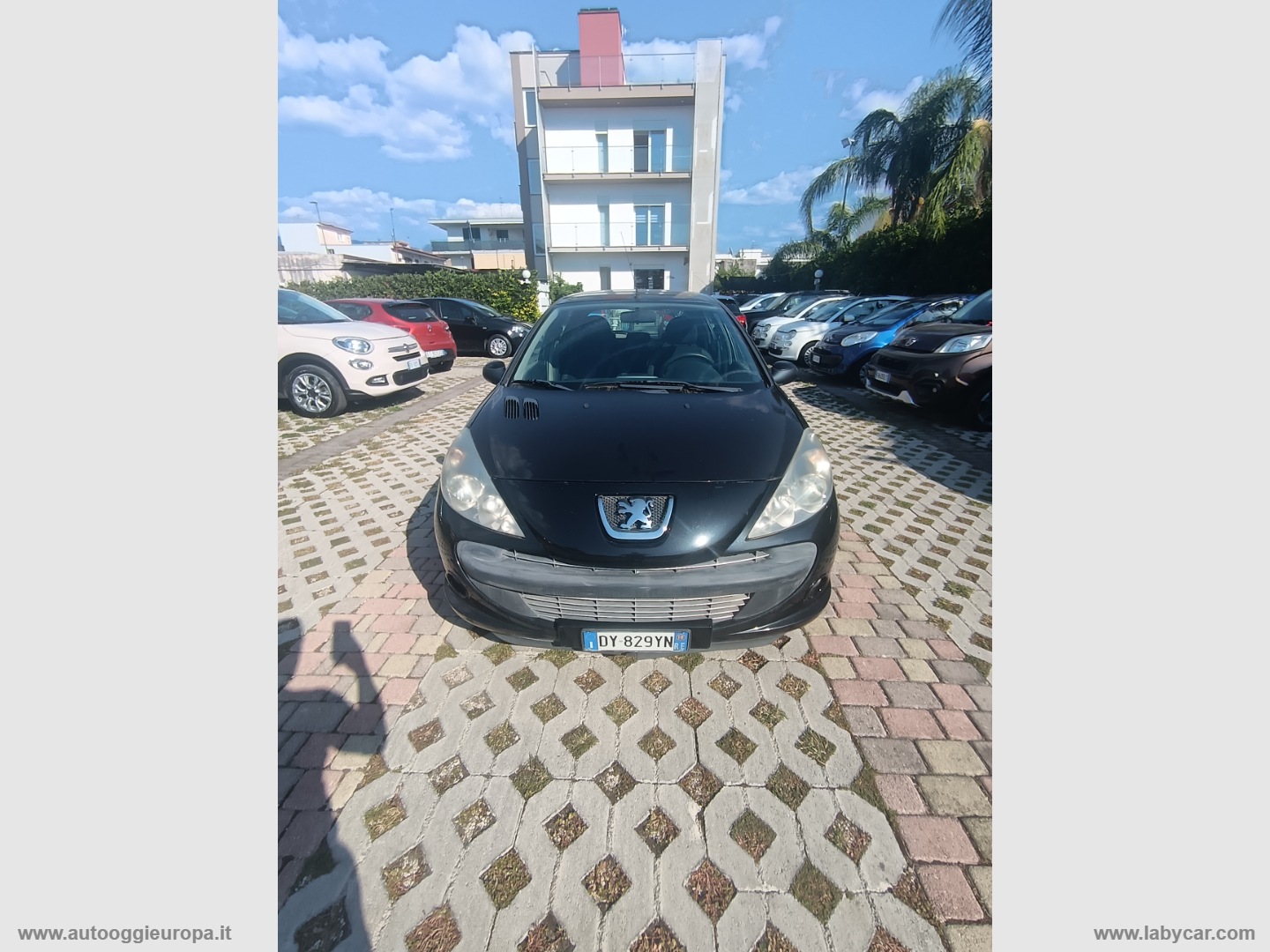 PEUGEOT 206