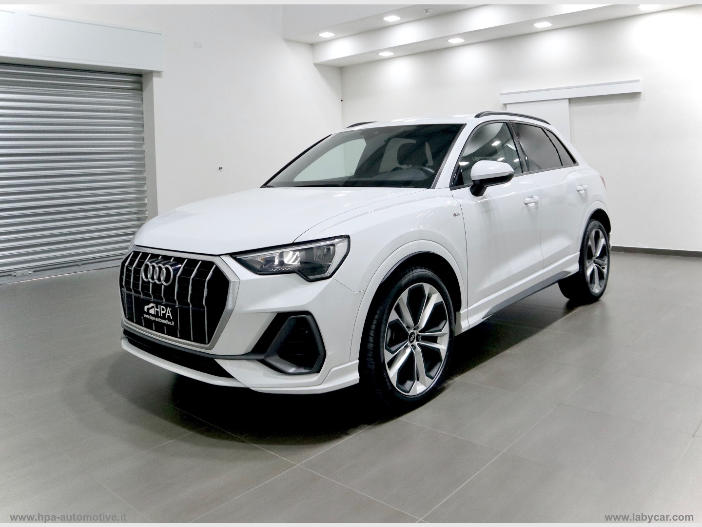 AUDI Q3