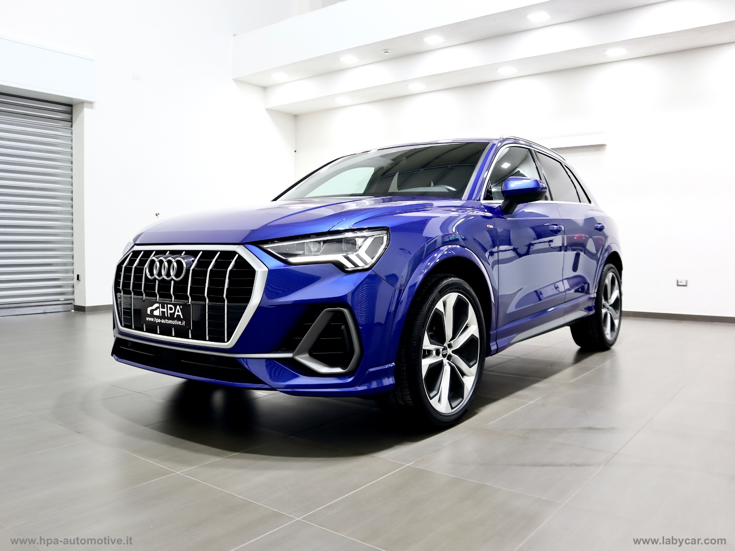 AUDI Q3