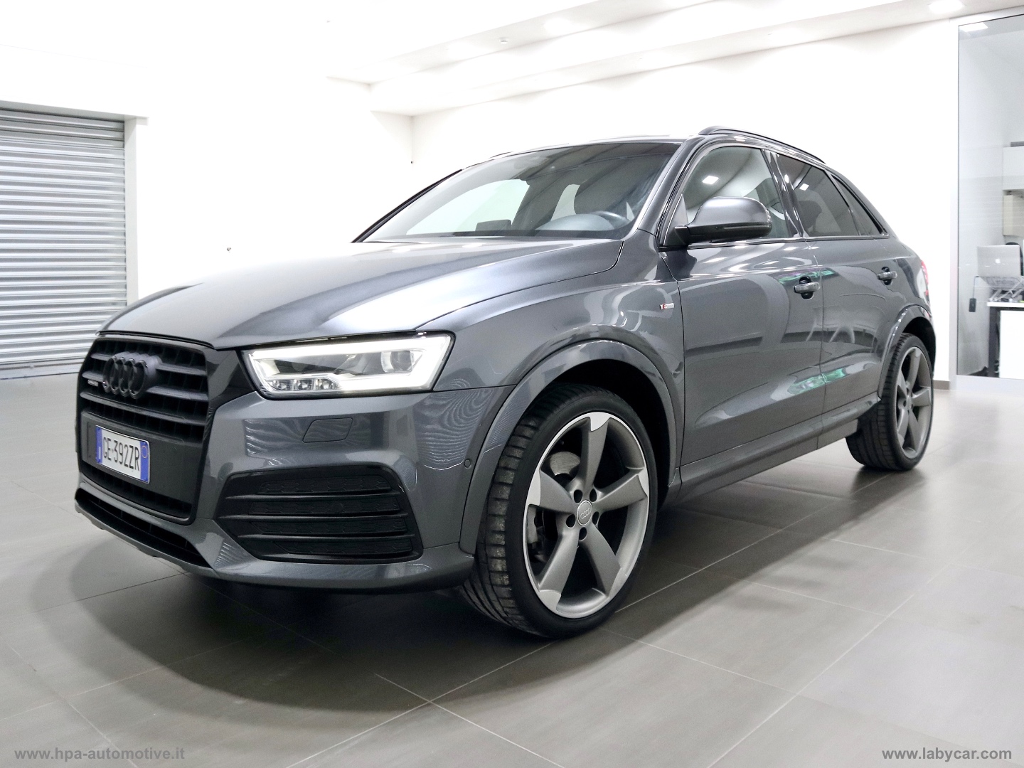 AUDI Q3