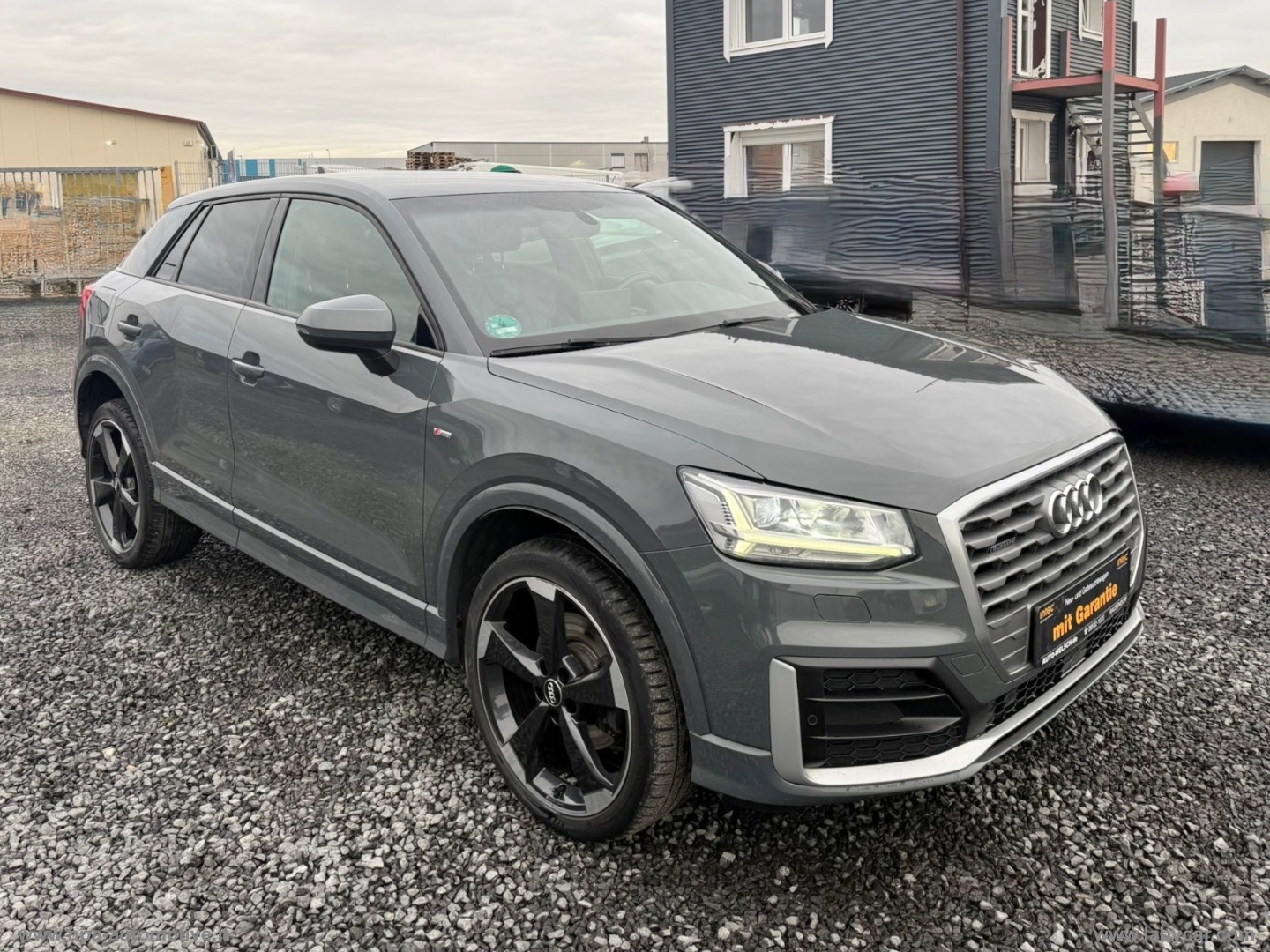 AUDI Q2