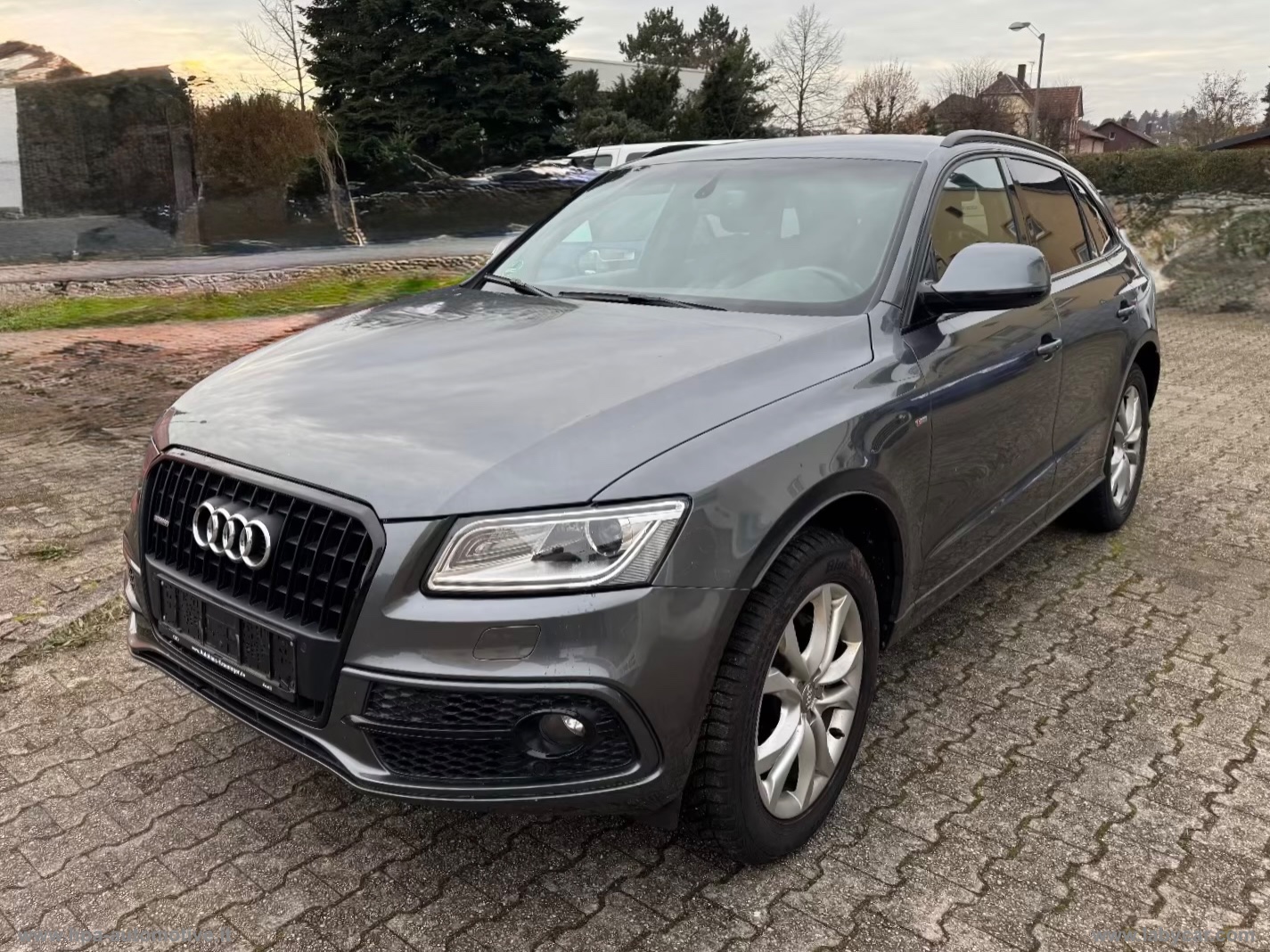AUDI Q5