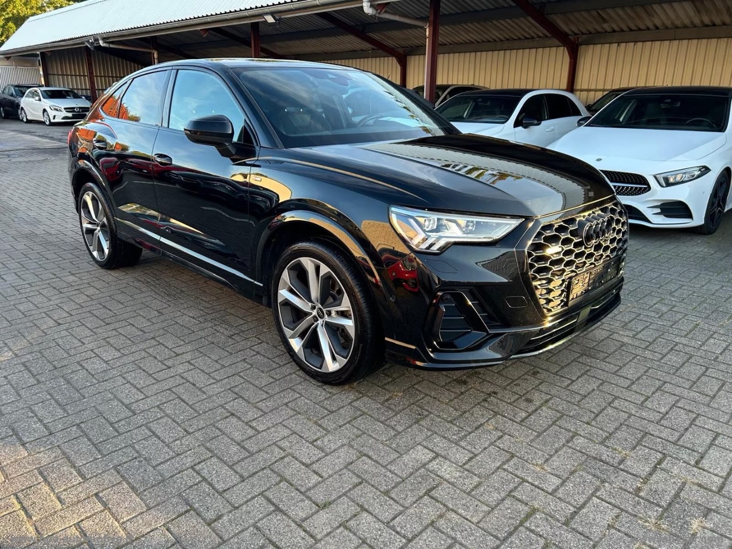 AUDI Q3 SPORTBACK 2.0TDI 200CV S-tronic S-LINE TETTO MATRIX SONOS RETROCAMERA                         