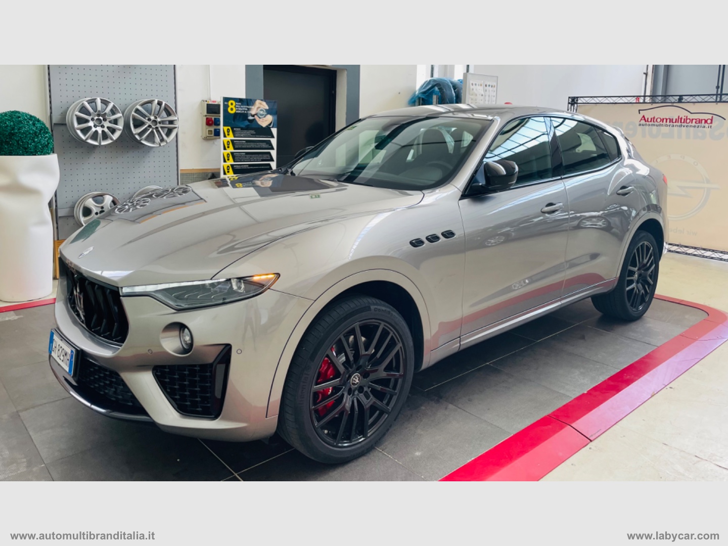 Levante 330 CV MHEV AWD GT HYBRID                                                        