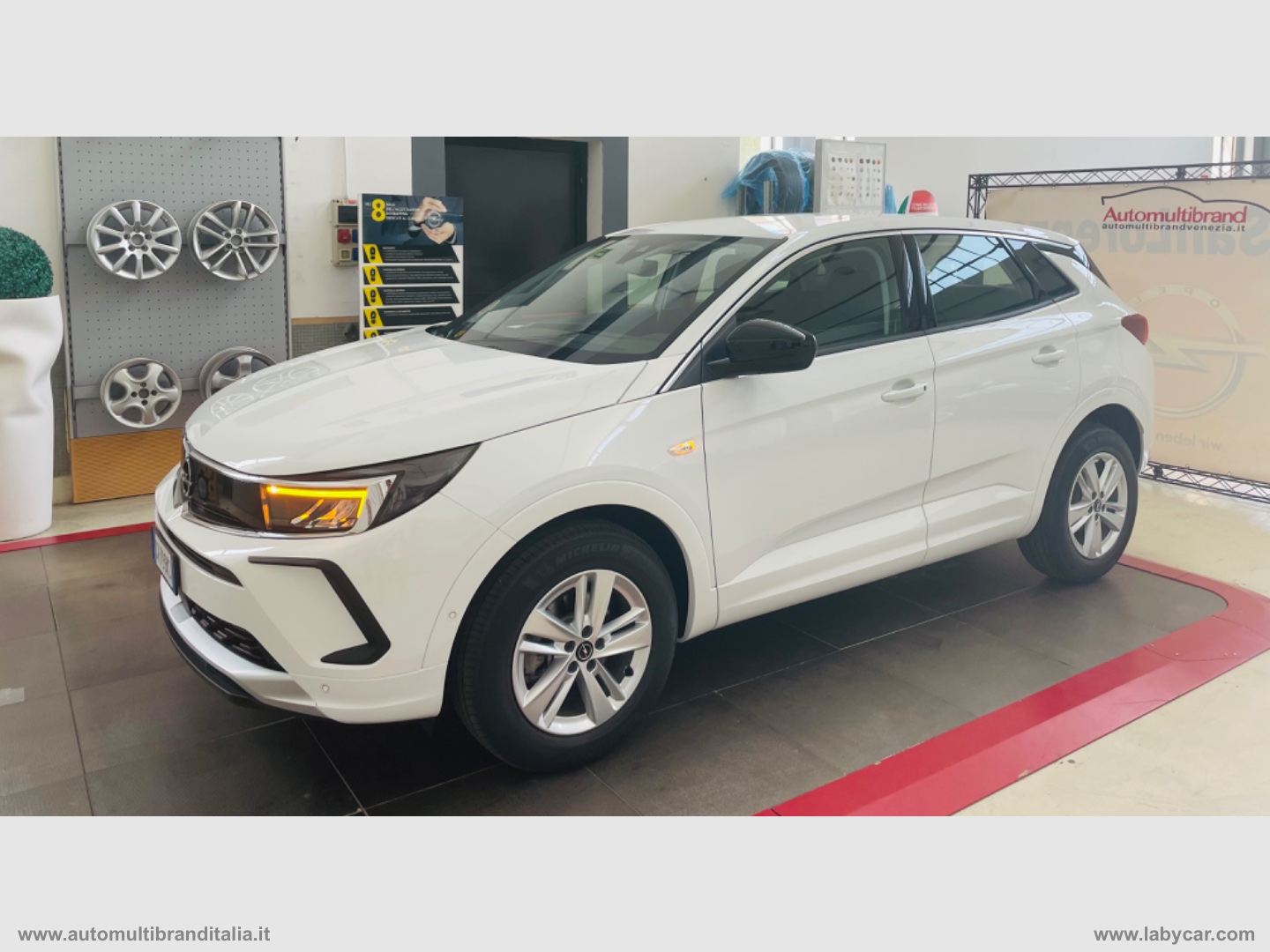 NEW GRANDLAND EDITION AUTOMATICO DIESEL 1.5 CDTI 130 CV AT8                                                        