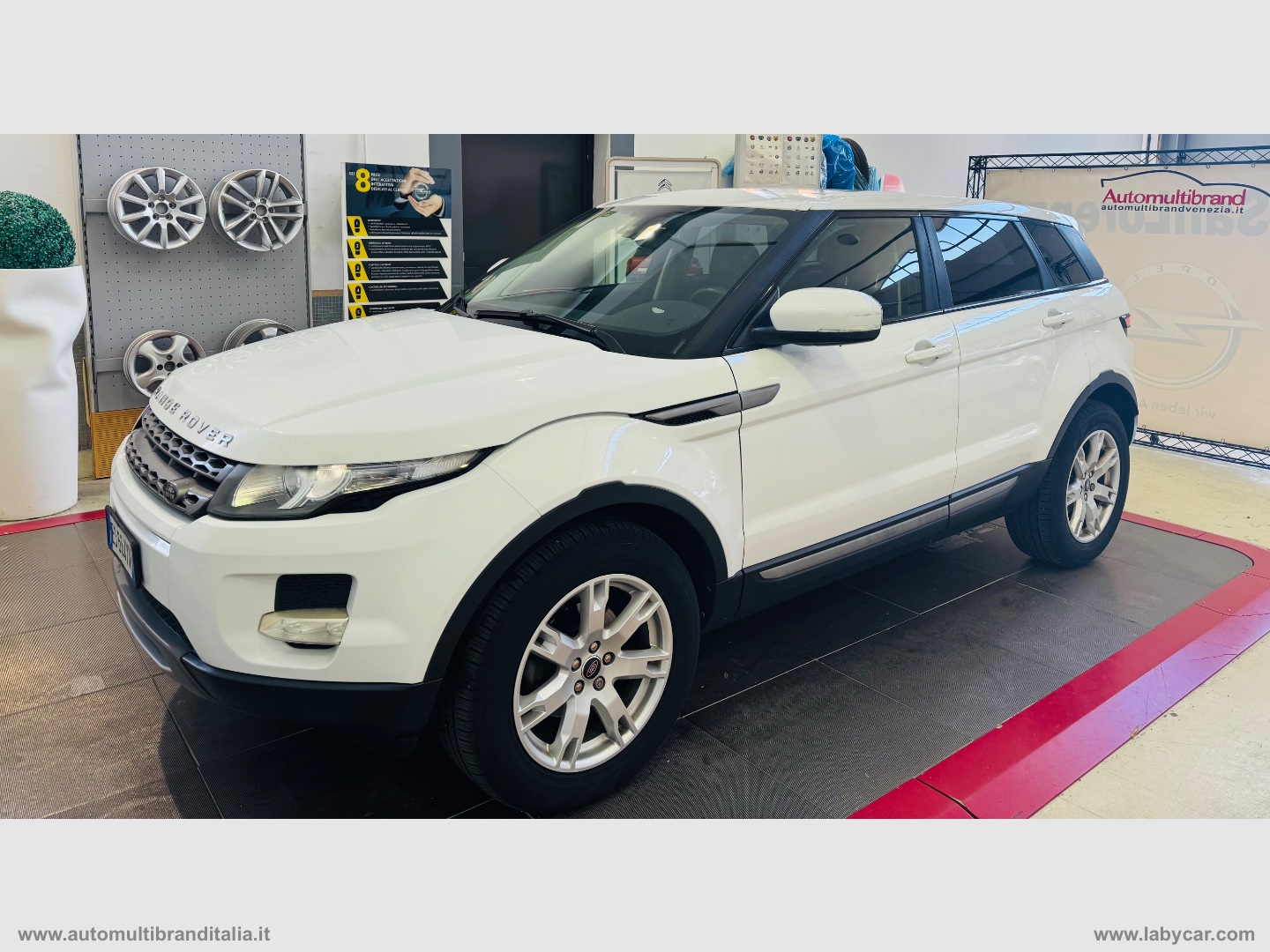 RR Evoque 2.2 TD4 5p PRESTIGE                                                        