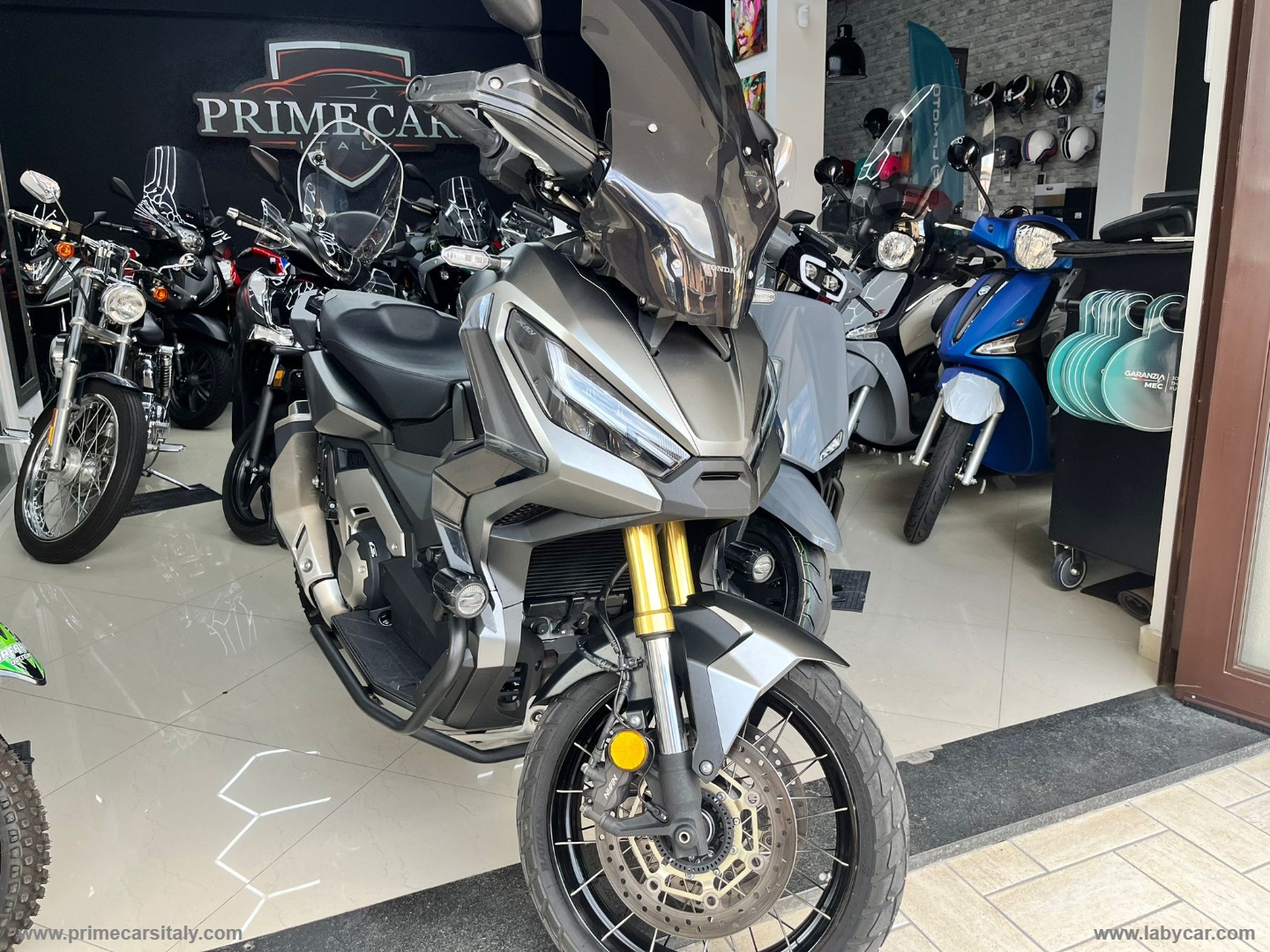 ADV 750                                                        