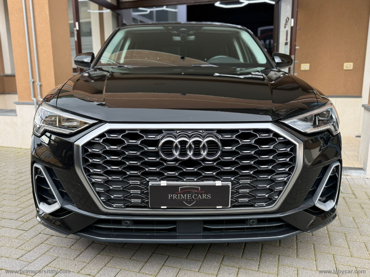 AUDI&nbsp;Q3
