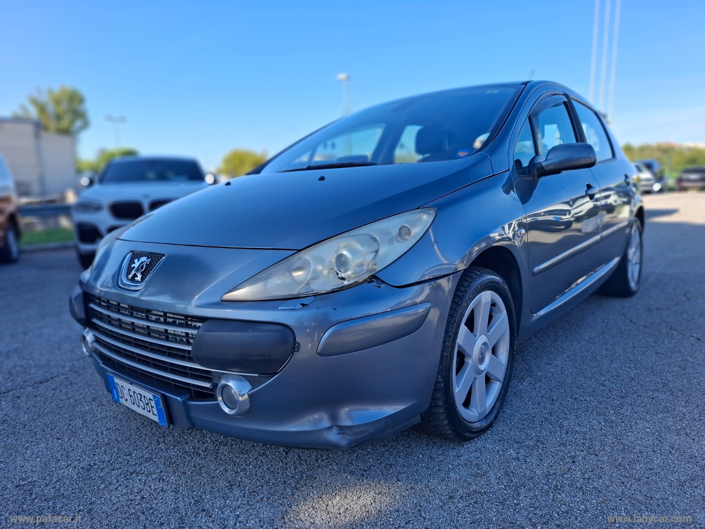 PEUGEOT 307