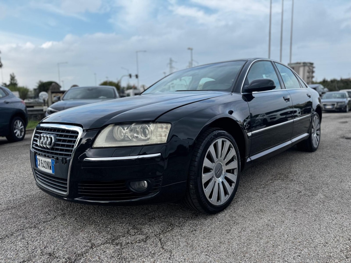 AUDI A8