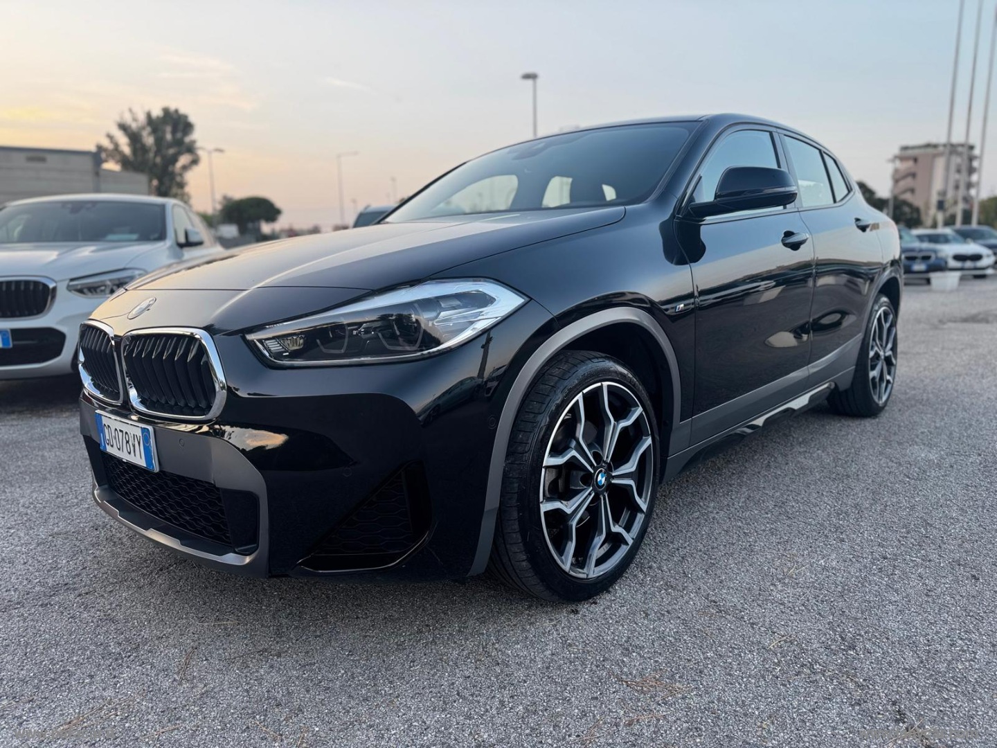 BMW X2