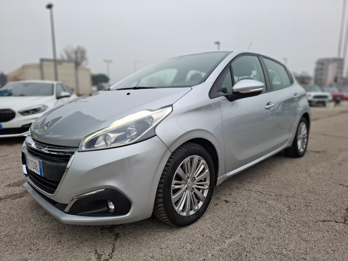 PEUGEOT&nbsp;208