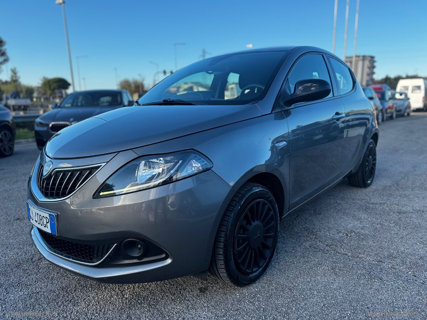 LANCIA Ypsilon
