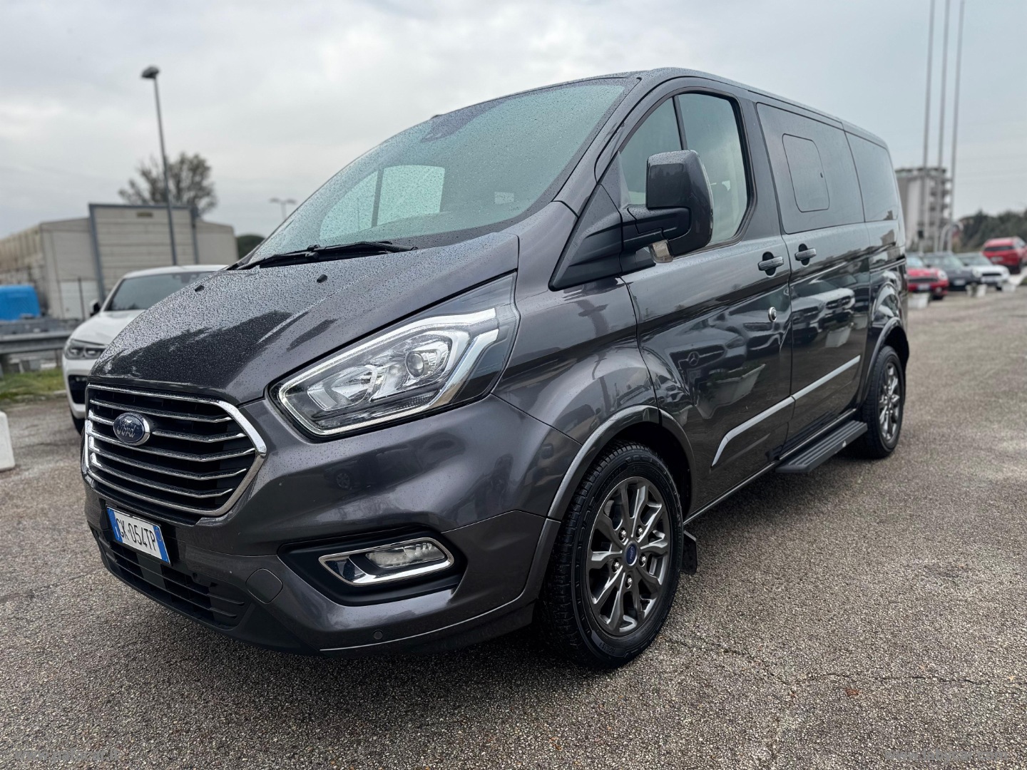 FORD&nbsp;Tourneo Custom