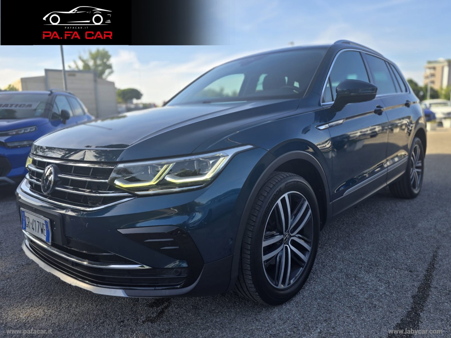 VOLKSWAGEN Tiguan