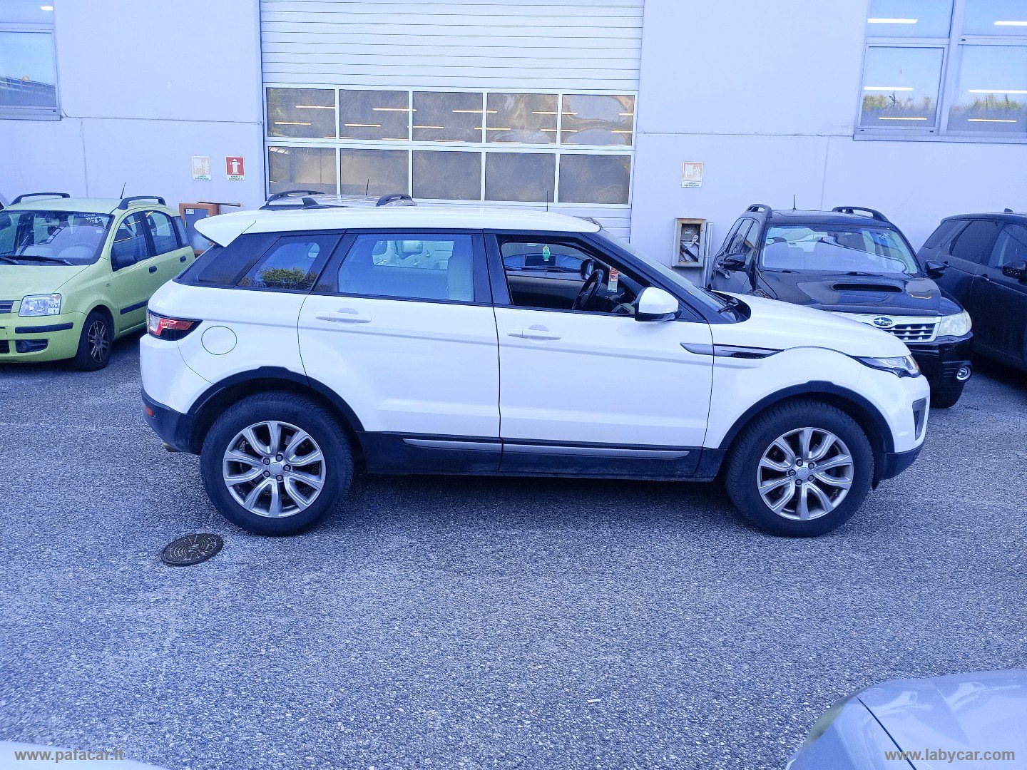 RR Evoque 2.0 TD4 150 CV 5p. Pure                                                        