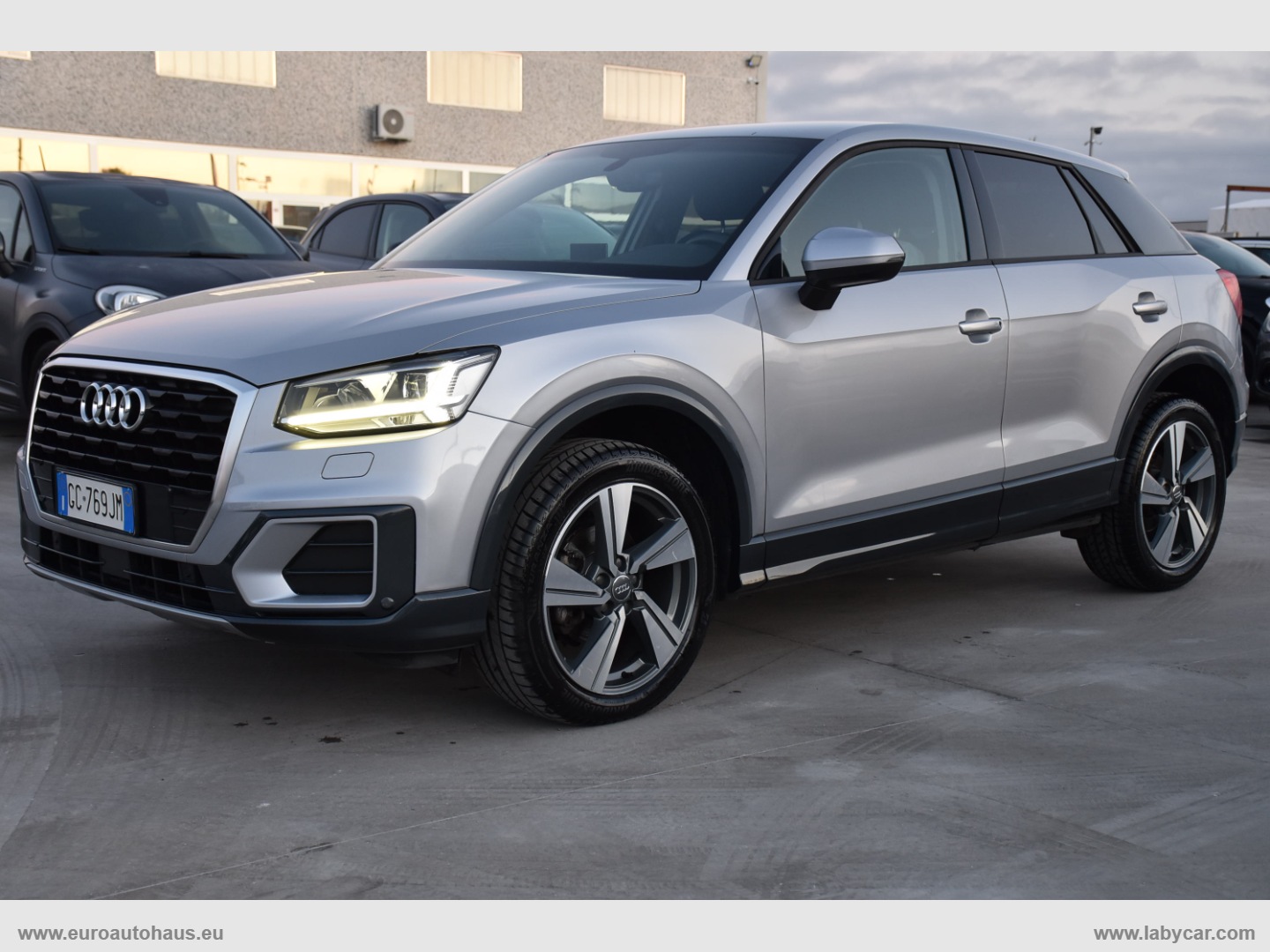 AUDI Q2