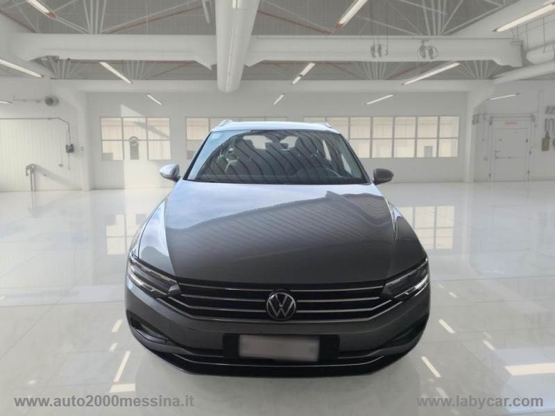 VOLKSWAGEN Passat Var. 2.0 TDI 122 CV EVO DSG Bus.                                                        