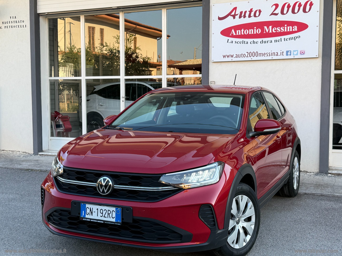VOLKSWAGEN Taigo